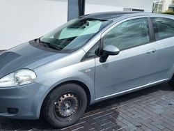 Grau Gebraucht 2006 Fiat Punto Active Kleinwagen | 1.900 € (Fairer Preis)