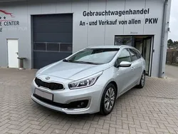Silber Gebraucht 2016 Kia Ceed Sportswagon DREAM-TEAM Edition Kombi | 12.500 € (Etwas zu teuer)