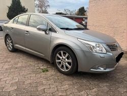 Grau Gebraucht 2009 Toyota Avensis Limousine | 5.900 €
