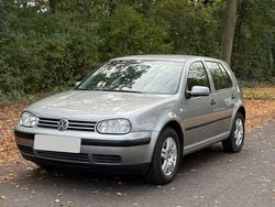 Grau Gebraucht 2003 VW Golf IV Sportline Limousine | 4.800 € (Teuer)