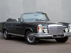 Grau Gebraucht 1971 Mercedes W111 SE Cabrio | 250.000 €