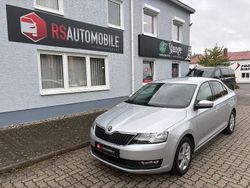 Silber Gebraucht 2017 Skoda Rapid Ambition Limousine | 9.899 € (Fairer Preis)