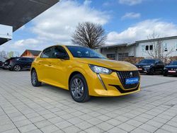 Faro gelb metallic Gebraucht 2022 Peugeot 208 Active Kleinwagen | 13.658 € (Fairer Preis)