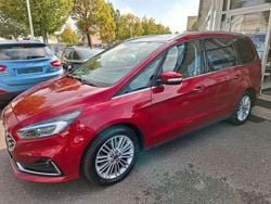 Rot Gebraucht 2022 Ford Galaxy Vignale Van / Kleinbus | 19.990 €