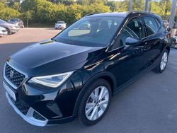 Mitternachtsschwarz Gebraucht 2024 Seat Arona Xperience SUV | 19.980 € (Fairer Preis)