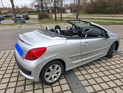 Silber Gebraucht 2008 Peugeot 207 CC Cabrio | 2.999 € (Fairer Preis)