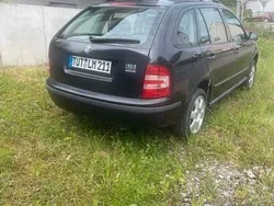 Schwarz Gebraucht 2005 Skoda Fabia Comfort Kombi | 700 € (Superpreis)