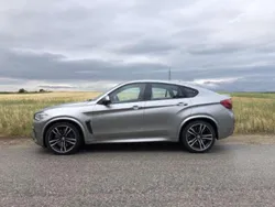 Silber Gebraucht 2015 BMW X6 M SUV | 31.950 €