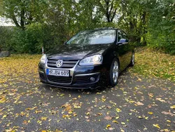 Schwarz Gebraucht 2006 VW Jetta Sportline Limousine | 3.495 € (Etwas zu teuer)