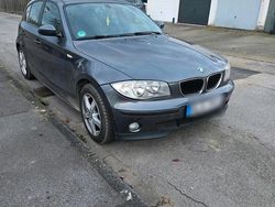 Grau Gebraucht 2006 BMW 116 Kleinwagen | 2.350 € (Fairer Preis)