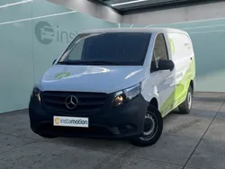 Weiß Gebraucht 2022 Mercedes Vito Van / Kleinbus | 28.450 € (Superpreis)