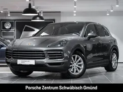 Quarzitgraumetallic Gebraucht 2021 Porsche Cayenne SUV | 68.880 €