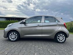 Grau Gebraucht 2012 Kia Picanto DREAM-TEAM Edition Kleinwagen | 2.700 € (Fairer Preis)