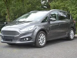 Grau Gebraucht 2016 Ford S-MAX Titanium Van / Kleinbus | 12.450 € (Etwas zu teuer)