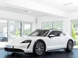 Weiß Gebraucht 2023 Porsche Taycan Cross Turismo Limousine | 70.000 € (Guter Preis)