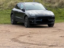 Schwarz Gebraucht 2018 Porsche Macan SUV | 47.500 €