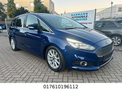 Blau Gebraucht 2016 Ford S-MAX Titanium Van / Kleinbus | 9.999 € (Fairer Preis)