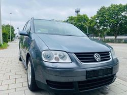 Grau Gebraucht 2003 VW Touran Trendline Van / Kleinbus | 3.490 € (Teuer)