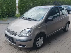 Grau Gebraucht 2004 Toyota Yaris Kleinwagen | 1.750 € (Fairer Preis)