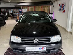 Schwarz Gebraucht 2002 VW Golf IV Edition Limousine | 1.490 € (Fairer Preis)