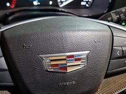 Schwarz Gebraucht 2017 Cadillac XT5 SUV | 22.900 € (Etwas zu teuer)