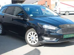 Iridiumschwarz metallic Gebraucht 2016 Ford Focus Titanium Kombi | 10.990 € (Fairer Preis)