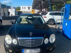 Schwarz Gebraucht 2009 Mercedes E200 Limousine | 5.700 € (Guter Preis)