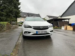 Weiß Gebraucht 2019 Opel Astra Kombi | 10.500 € (Fairer Preis)