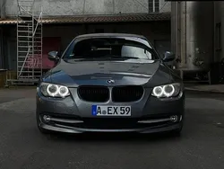 Grau Gebraucht 2011 BMW 320 Coupé | 8.000 € (Guter Preis)