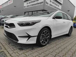 Cassa weiß Neu 2025 Kia Ceed Sportswagon Kombi | 24.590 € (Guter Preis)