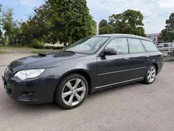 Grau Gebraucht 2009 Subaru Legacy Kombi | 1.990 €