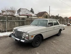 Grau Gebraucht 1976 Mercedes W115 Limousine | 16.500 €
