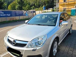 Grau Gebraucht 2006 Opel Vectra Limousine | 3.399 € (Fairer Preis)