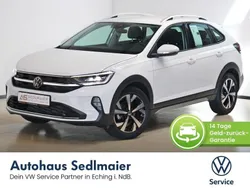 Pure white Gebraucht 2023 VW Taigo Style SUV | 23.900 € (Guter Preis)