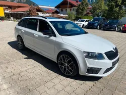 Weiß Gebraucht 2016 Skoda Octavia RS Kombi | 14.900 € (Fairer Preis)