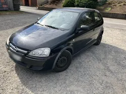 Schwarz Gebraucht 2004 Opel Corsa Kleinwagen | 1.100 € (Fairer Preis)