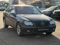 Blau Gebraucht 2005 Mercedes C240 Limousine | 999 € (Guter Preis)