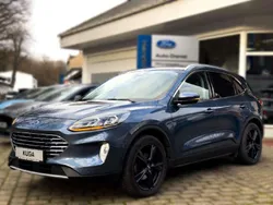 Chromablau metallic Gebraucht 2020 Ford Kuga Titanium SUV | 26.800 € (Fairer Preis)