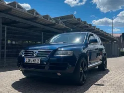 Blau Gebraucht 2005 VW Touareg Individual SUV | 5.799 € (Fairer Preis)
