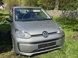 Grau Gebraucht 2017 VW up! move up! Kleinwagen | 6.999 € (Guter Preis)