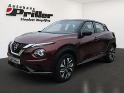 Rot Gebraucht 2023 Nissan Juke Acenta SUV | 16.900 € (Fairer Preis)
