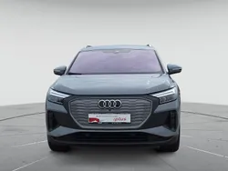Kieselgrau Gebraucht 2022 Audi Q4 e-tron Comfort SUV | 28.680 € (Fairer Preis)