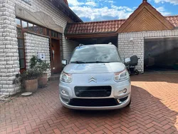 Silber Gebraucht 2012 Citroën C3 Kleinwagen | 3.600 € (Fairer Preis)