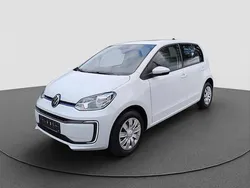 Pure white Gebraucht 2022 VW e-up! Move Kleinwagen | 15.740 € (Etwas zu teuer)