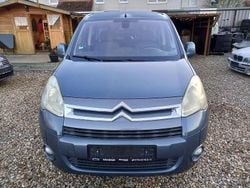 Blau Gebraucht 2010 Citroën Berlingo Van / Kleinbus | 4.900 € (Fairer Preis)