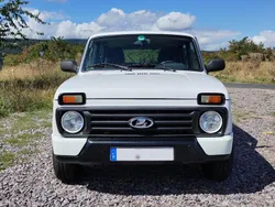 Weiß Gebraucht 2019 Lada Urban SUV | 10.500 € (Guter Preis)