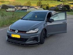 Grau Gebraucht 2019 VW Golf VII GTI Limousine | 29.000 € (Teuer)