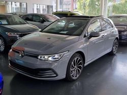 Grau Gebraucht 2020 VW Golf VII Style Limousine | 28.000 €