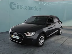 Grau Gebraucht 2024 Audi A1 Sportback Advanced Plus Kleinwagen | 23.140 € (Superpreis)