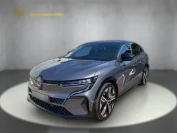 Grau metallic Gebraucht 2022 Renault Mégane Iconic | 31.970 € (Etwas zu teuer)